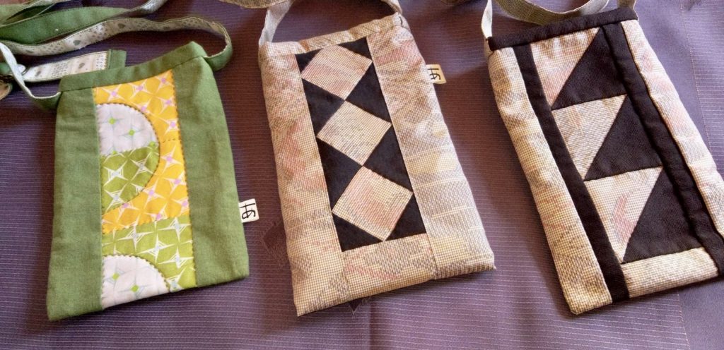 携帯用ポーチ出来ました