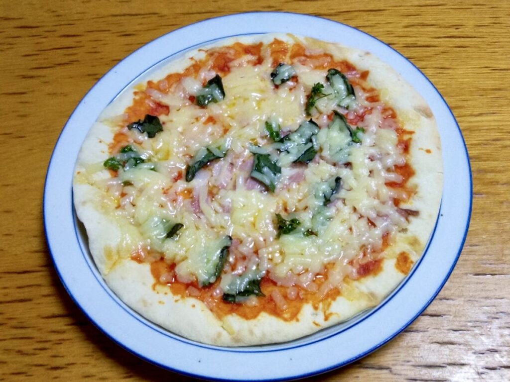 孫が来たので簡単ピザを