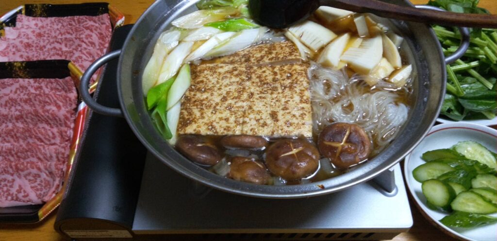 夕食はすき焼き
