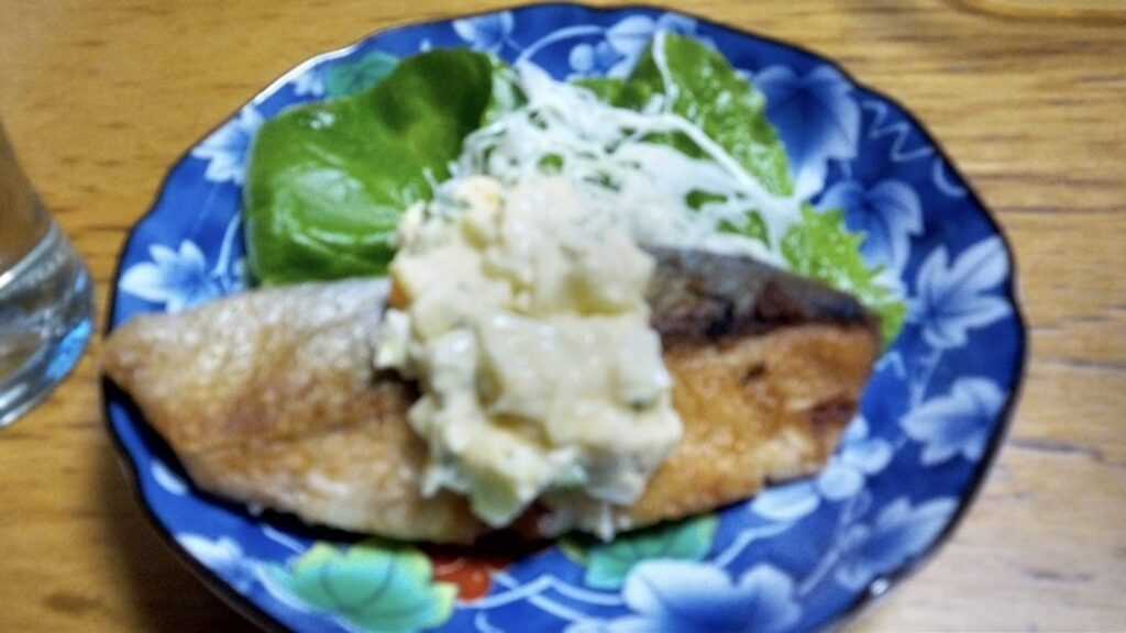 紅鮭のタルタルソースかけ