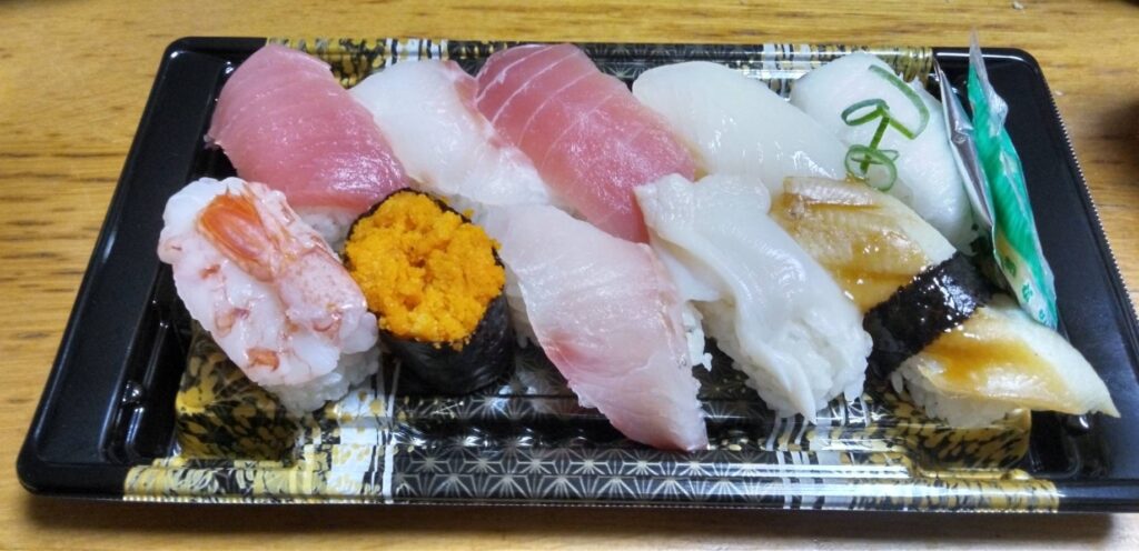 寿司を買って来た