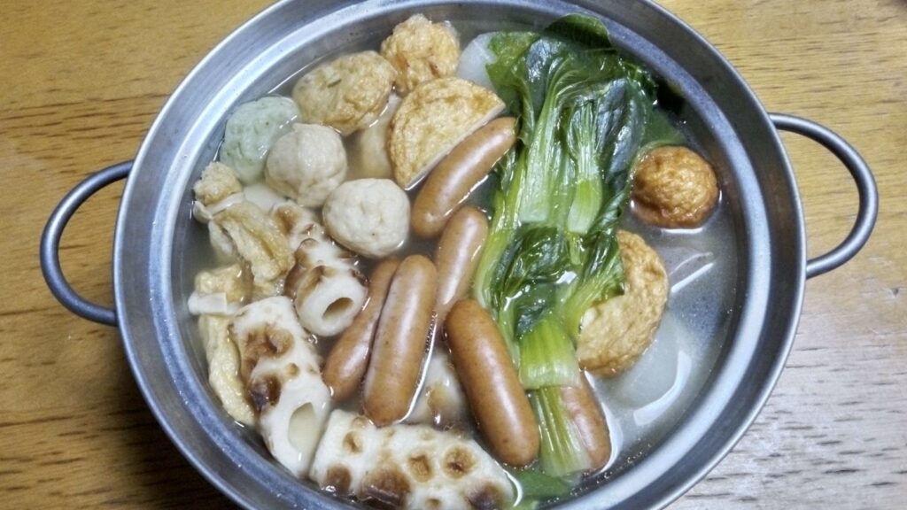 夕食…何故かおでん