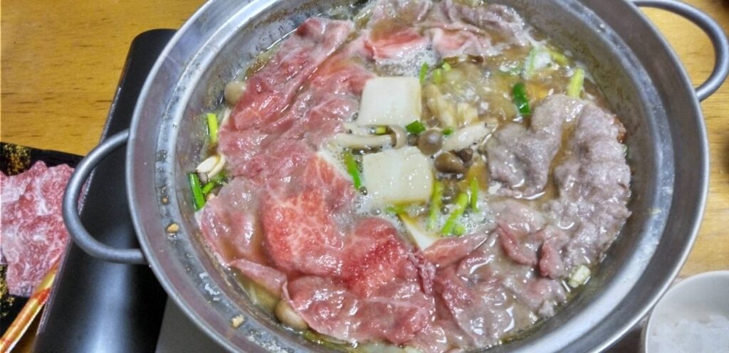 鱈チリの残りの鍋を利用して牛鍋