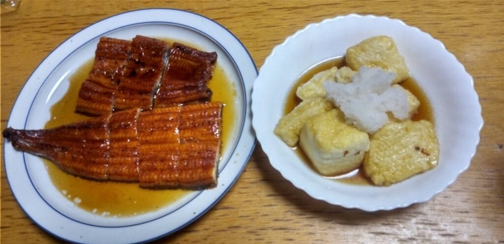 冷蔵庫にはうなぎがあった