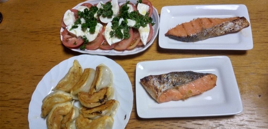夕食