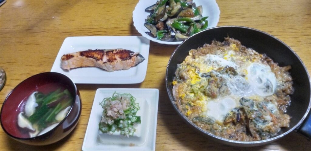 夕食はあるもので