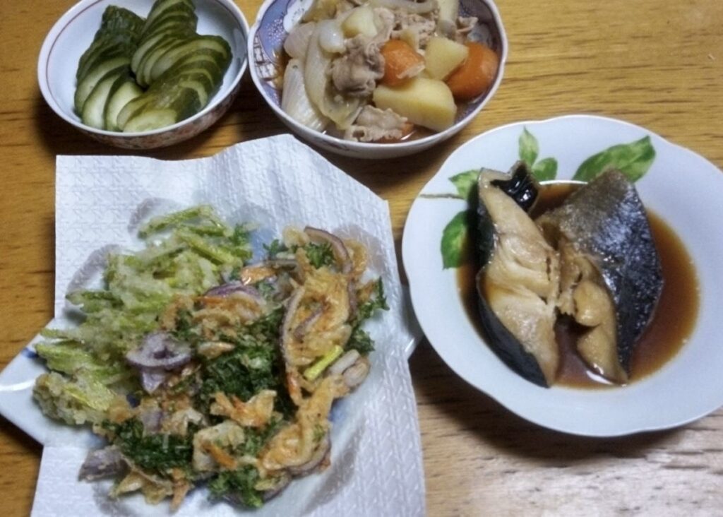 昨夜ご飯は冷蔵庫のある食材で