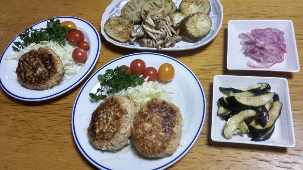 豚挽き肉でハンバーグ