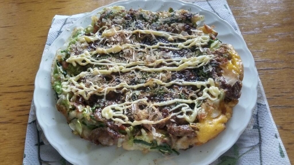 野菜たっぷりお好み焼き